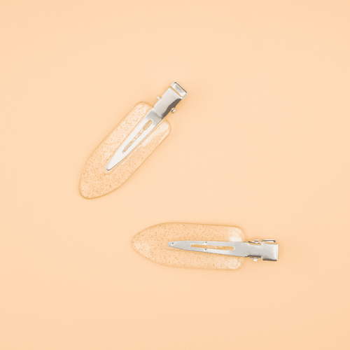 Hair clips image 0